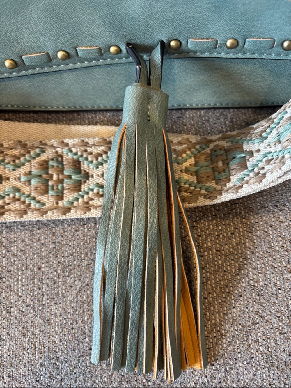 Jen & CoTeal Crossbody Shoulder Bag with Woven Strap and Tassel - Picture 3 of 12